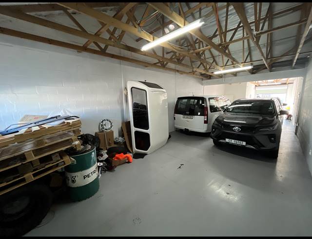 150M² WAREHOUSE TO LET IN MILNERTON CENTRAL